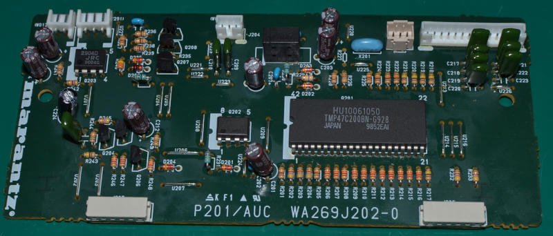 PCB, Mikroprocesor TMP47C200BN.