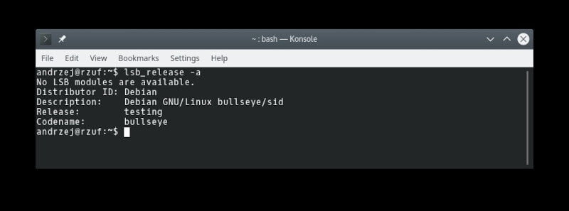 Screen terminala w Debianie.